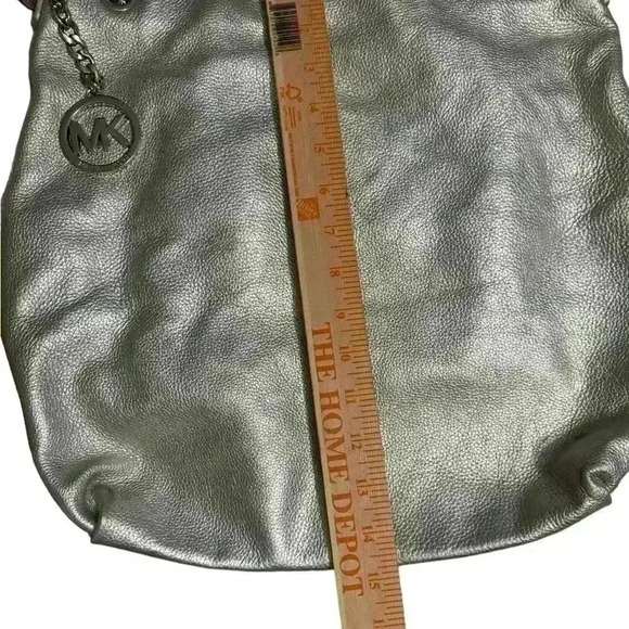 michael kors handbag used Silver - Picture 6 of 6